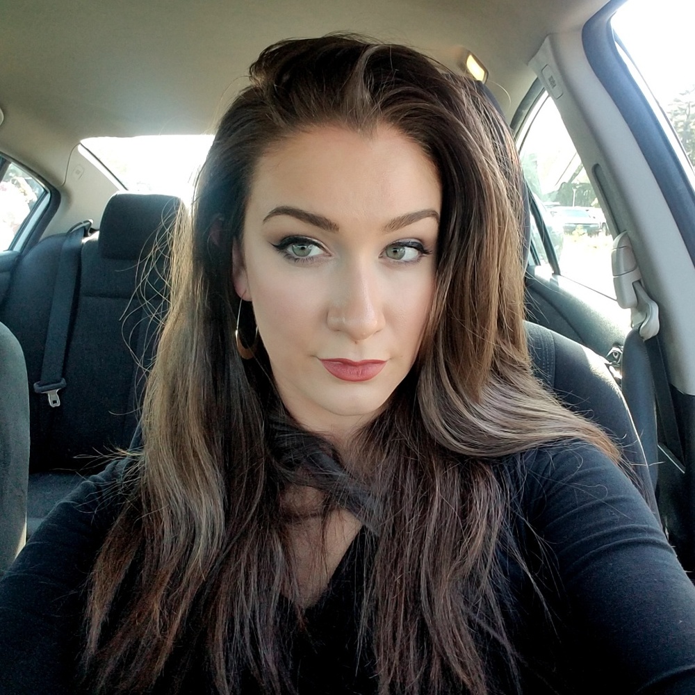 Meet your Posher, Katie